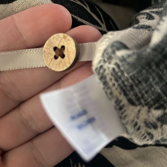 GAP Maternity Black and Cream 1/2 Button Down Floral Linen Smock Dress- Small - Picture 12 of 12